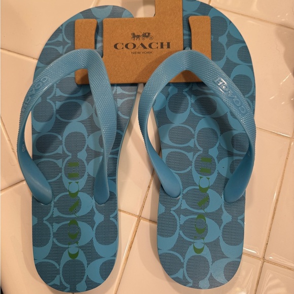 Coach Flip-Flops - Picture 1 of 4